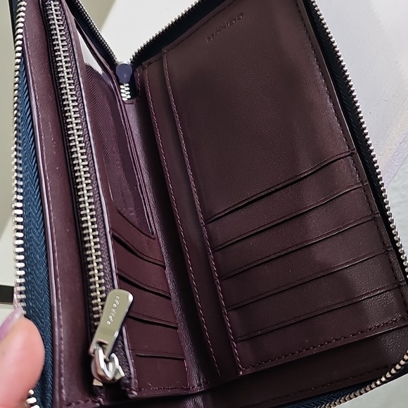 COACH C7365 Medium Id Zip Wallet With Border Quilting In JADE Green EUC - Picture 14 of 17